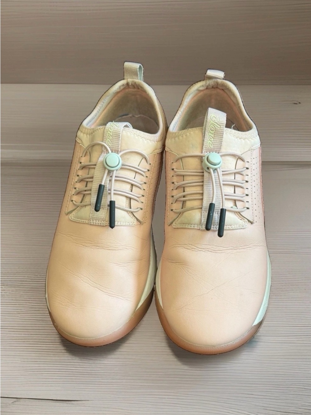 Clove Limited Edition Pink Up Lace-Free Nursing Healthcare Shoes 7.5